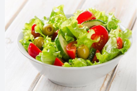مكونات طبق السلطة الصحي.. إضافات بلاش منها صورة رقم 2
