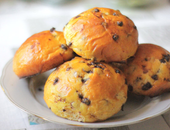 إليكم طريقة تحضير خبز بحبيبات الشوكولاتة.. مميز وطيب صورة رقم 2