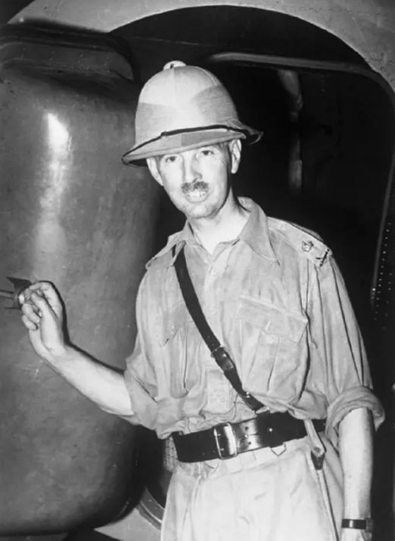 قبل 83 عاماً.. شهدت بريطانيا أسوأ كارثة عسكرية في تاريخها صورة رقم 1