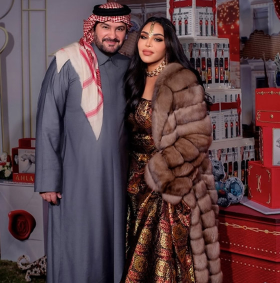 مبارك الهاجري يفاجئ أحلام بالورود والهدايا وعيد ميلاد رومانسي والفنانة تؤكد: أنا وهو روح وجسد واحد! صورة رقم 4