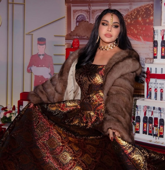 مبارك الهاجري يفاجئ أحلام بالورود والهدايا وعيد ميلاد رومانسي والفنانة تؤكد: أنا وهو روح وجسد واحد! صورة رقم 6