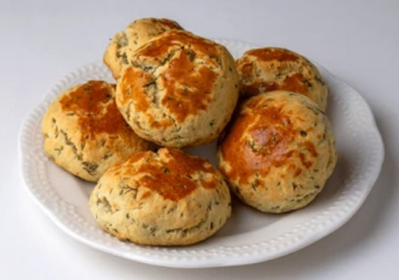 إليكم طريقة فطاير كرات الزعتر الأخضر.. بسيطة وشهية صورة رقم 4