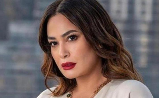 هند صبري مع ابنتها ليلى في مشهد طريف: هش هش! صورة رقم 7