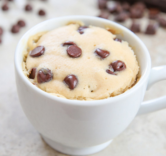 إليكم وصفة كعكة المايكرويف بالفانيلا ورقائق الشوكولاتة اللذيذة صورة رقم 3