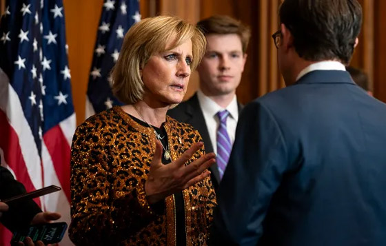 مشروع قانون من نائبة جمهورية لجعل عيد ميلاد ترامب عطلة رسمية صورة رقم 3 مشروع قانون من نائبة جمهورية لجعل عيد ميلاد ترامب عطلة رسمية صورة رقم 3