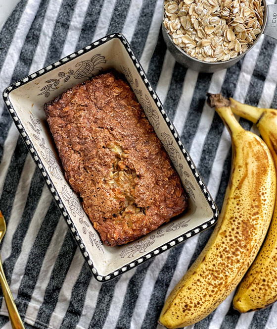 إليكم طريقة تحضير كعكة الموز الصحية.. بسيطة وطيبة صورة رقم 5