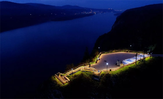 صورة رقم 14 - صور مميزة: إليكم أغرب وأجمل منصات المراقبة في العالم صورة رقم 14 - صور مميزة: إليكم أغرب وأجمل منصات المراقبة في العالم