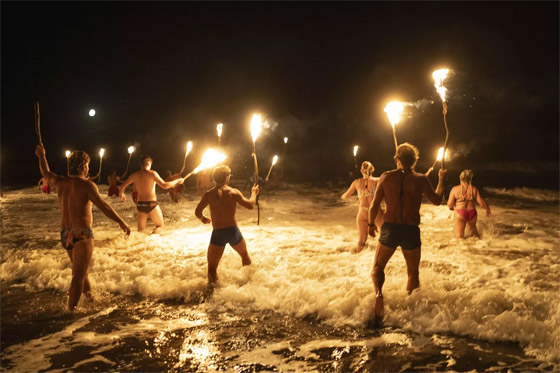 باقة من الصور الطريفة سجلتها عدسات الكاميرات لأحداث هذا الأسبوع صورة رقم 15