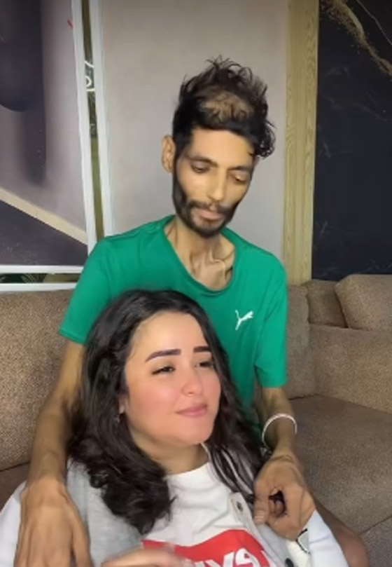 تامر حسني يعلن تكفًله بعلاج لاعب الزمالك السابق المريض بالسرطان  صورة رقم 5