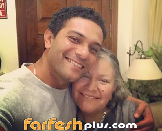 آسر ياسين عن أسرار طفولته مع والدته: أدركت أهمية رضاها بعد ان ضربوني وكسروا نظارتي! صورة رقم 3