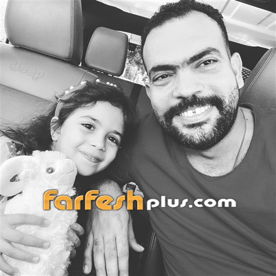فنان مصري شهير يلجأ للذكاء الاصطناعي ويجتمع مع طفلته بعد منعه من رؤيتها! صور مؤثرة.. صورة رقم 7