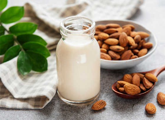 أكثر من مجرد موضة.. فوائد صحية عدة مدهشة لحليب اللوز صورة رقم 2