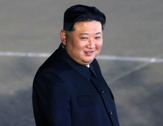 زعيم كوريا الشمالية كيم جونغ أون يريد 