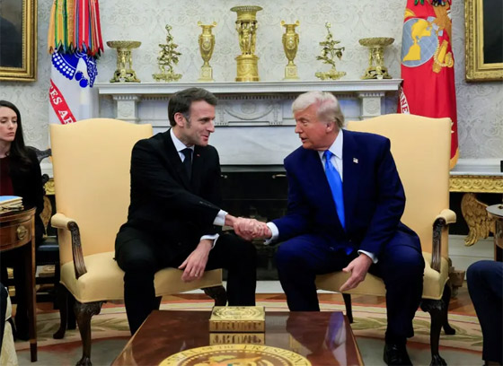 مصافحات غريبة وعنيفة بين ترامب وماكرون.. فماذا تكشف لغة الجسد؟ صورة رقم 6