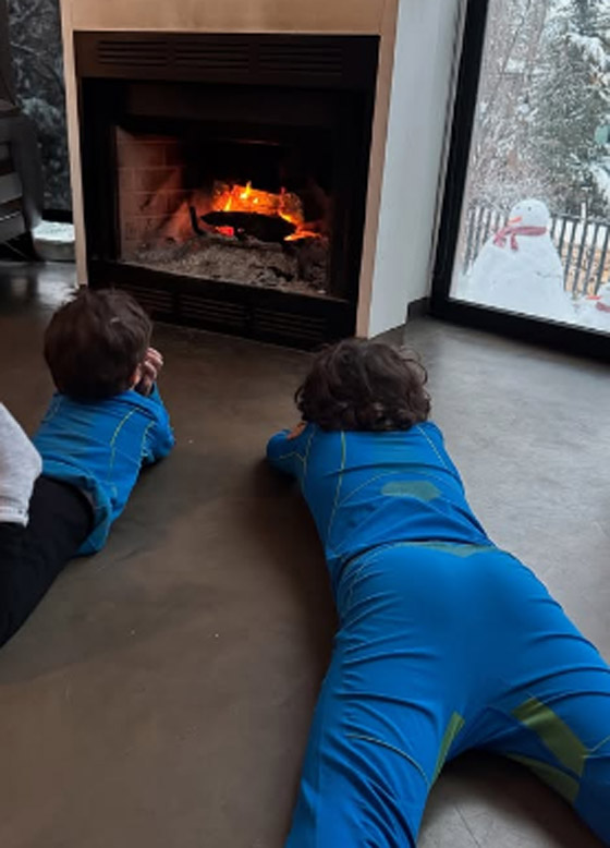 ميريام فارس تستمتع مع طفليها على الثلج.. لقطات مميزة صورة رقم 4