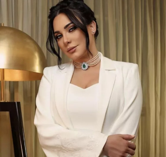 نقابة الفنانين السوريين تشطب سلاف فواخرجي! ما السبب؟   صورة رقم 4