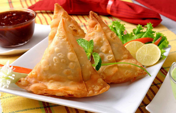 إليكم طريقة تحضير سمبوسة بالخضراوات الهندية الطيبة صورة رقم 7