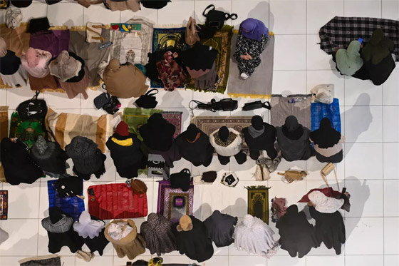 بالصور: كيف استقبل العالم شهر رمضان المبارك..؟ صورة رقم 7 بالصور: كيف استقبل العالم شهر رمضان المبارك..؟ صورة رقم 7