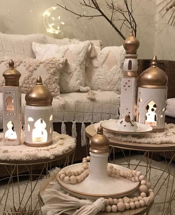 صورة رقم 4 - صور: ديكورات رمضانية تزيد عصرية منزلكم في عام 2025 صورة رقم 4 - صور: ديكورات رمضانية تزيد عصرية منزلكم في عام 2025