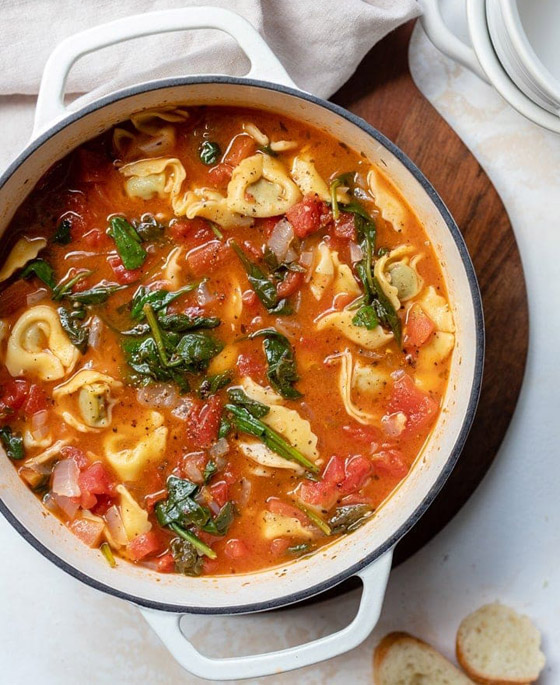 إليكم طريقة تحضير شوربة الفاصوليا والتورتيليني الإيطالية بالجبنة صورة رقم 3