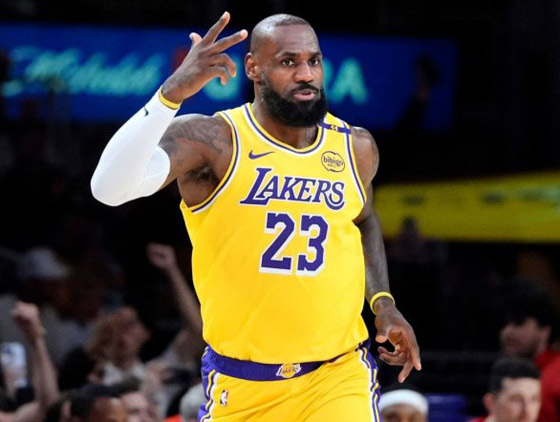 ليبرون جيمس أول لاعب بالتاريخ يسجل 50 ألف نقطة صورة رقم 3 ليبرون جيمس أول لاعب بالتاريخ يسجل 50 ألف نقطة صورة رقم 3