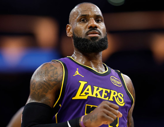 ليبرون جيمس أول لاعب بالتاريخ يسجل 50 ألف نقطة صورة رقم 4 ليبرون جيمس أول لاعب بالتاريخ يسجل 50 ألف نقطة صورة رقم 4