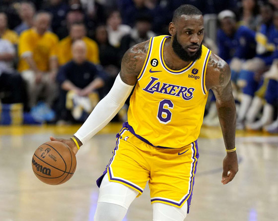 ليبرون جيمس أول لاعب بالتاريخ يسجل 50 ألف نقطة صورة رقم 8 ليبرون جيمس أول لاعب بالتاريخ يسجل 50 ألف نقطة صورة رقم 8