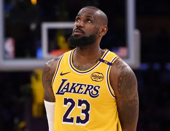 ليبرون جيمس أول لاعب بالتاريخ يسجل 50 ألف نقطة صورة رقم 12 ليبرون جيمس أول لاعب بالتاريخ يسجل 50 ألف نقطة صورة رقم 12