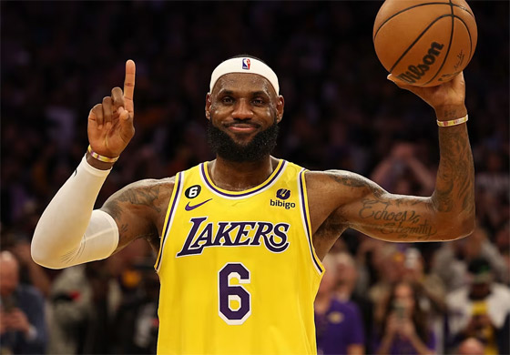 ليبرون جيمس أول لاعب بالتاريخ يسجل 50 ألف نقطة صورة رقم 1 ليبرون جيمس أول لاعب بالتاريخ يسجل 50 ألف نقطة صورة رقم 1