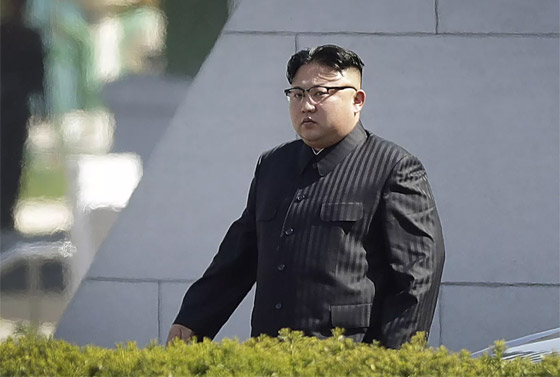 زعيم كوريا الشمالية يتوعد: غواصاتنا النووية تصل لأي مكان بلا قيود! صورة رقم 4 زعيم كوريا الشمالية يتوعد: غواصاتنا النووية تصل لأي مكان بلا قيود! صورة رقم 4