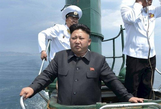 زعيم كوريا الشمالية يتوعد: غواصاتنا النووية تصل لأي مكان بلا قيود! صورة رقم 3 زعيم كوريا الشمالية يتوعد: غواصاتنا النووية تصل لأي مكان بلا قيود! صورة رقم 3