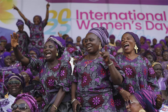 بالصور: احتفالات يوم المرأة العالمي من أماكن مختلفة حول العالم صورة رقم 8 بالصور: احتفالات يوم المرأة العالمي من أماكن مختلفة حول العالم صورة رقم 8