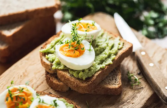 البيض أم الأفوكادو.. إليكم المصدر الأغنى بالبروتين صورة رقم 1 البيض أم الأفوكادو.. إليكم المصدر الأغنى بالبروتين صورة رقم 1