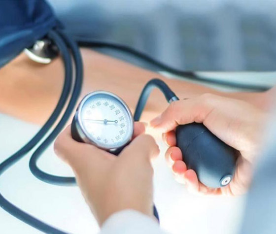 4 أسباب خفية لارتفاع ضغط الدم ونصائح للسيطرة عليه صورة رقم 3