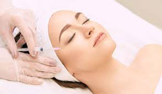 خبيرة بشرة.. كيف تحصلين على بشرة جذابة ولامعة خلال العيد؟ صورة رقم 4