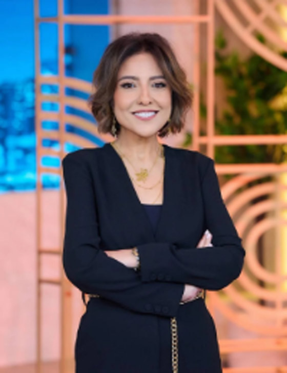 مي كساب تنفعل على اعلامي قال انت لست خفيفة دم ومدمنة شهرة! فانسحبت من البرنامج صورة رقم 1