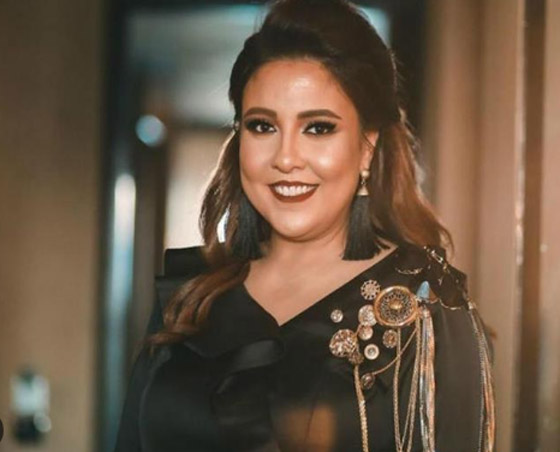 مي كساب تنفعل على اعلامي قال انت لست خفيفة دم ومدمنة شهرة! فانسحبت من البرنامج صورة رقم 5