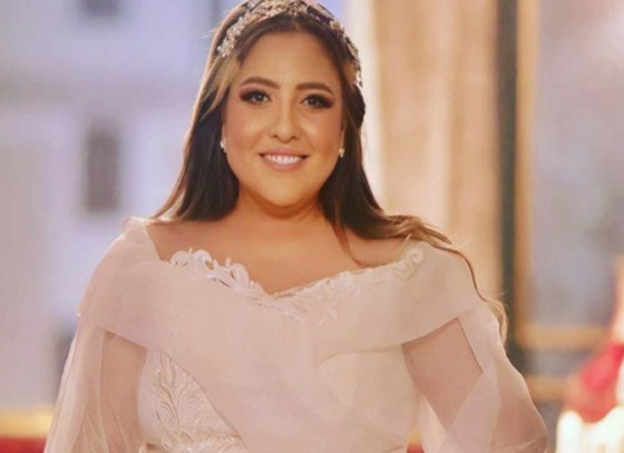 مي كساب تنفعل على اعلامي قال انت لست خفيفة دم ومدمنة شهرة! فانسحبت من البرنامج صورة رقم 7