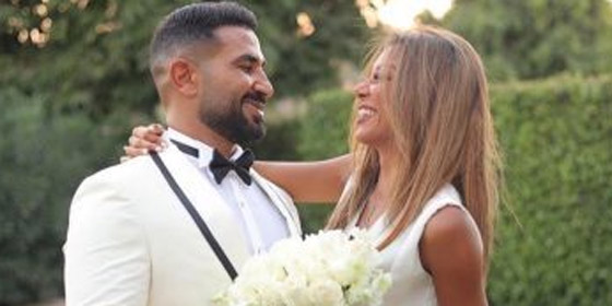 أحمد سعد يهدي زوجته علياء سيارة فاخرة على أنغام ألف مرة..   صورة رقم 5