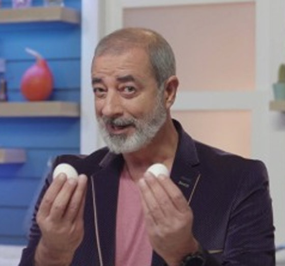 قصص الفنانين مع إفطار رمضان من البيض إلى الباذنجان صورة رقم 5