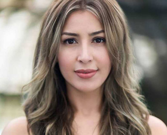 كاظم الساهر وجنات يهديان الأمهات اغنية  (أمي) في عيدهن صورة رقم 2