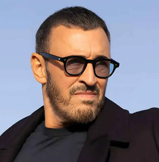 كاظم الساهر وجنات يهديان الأمهات اغنية  (أمي) في عيدهن صورة رقم 7