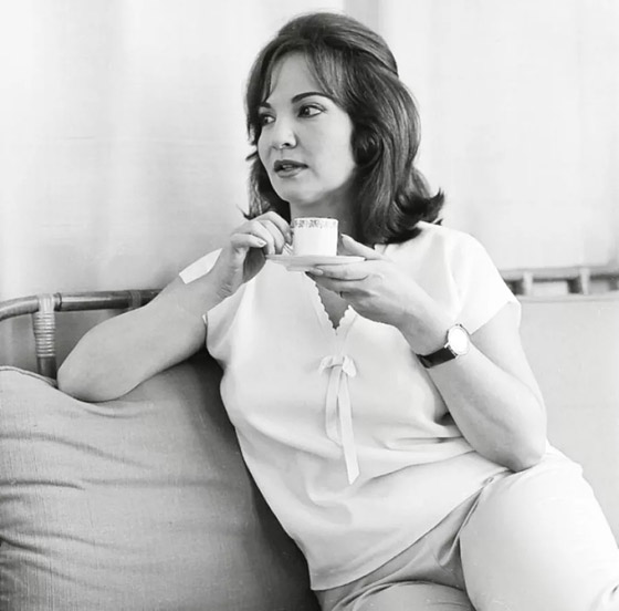 اجمل الاغاني الكلاسيكية لست الحبايب بمناسبة عيد الام..  صورة رقم 7