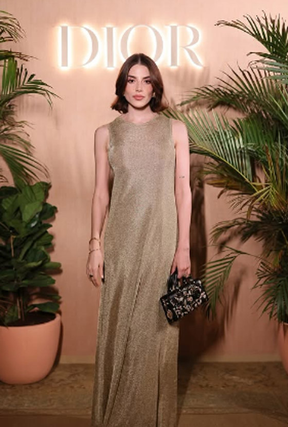 لقطات رومانسية مع وصيفة ملكة جمال لبنان سابقا وزوجها الممثل الفلسطيني في اليابان! صورة رقم 8