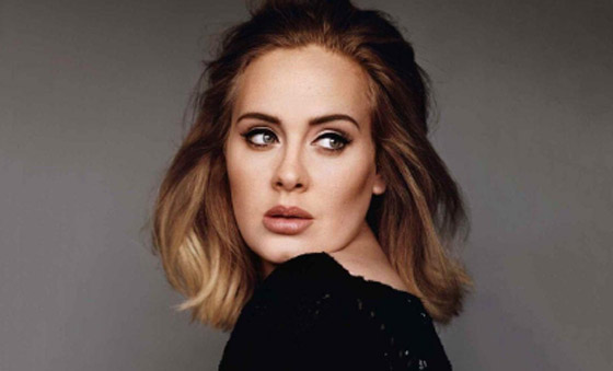 معقول؟؟ أديل تسمع بانسجام أغنية لـ أصالة وتتمايل معها! صورة رقم 2