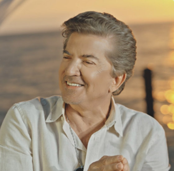 وليد توفيق يقدّم (كبرت البنوت) اغنية جورج خباز برؤية جديدة.. هل تفضّلون الأصل ام التجديد؟ صورة رقم 1