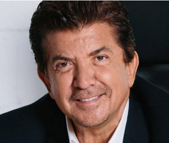 وليد توفيق يقدّم (كبرت البنوت) اغنية جورج خباز برؤية جديدة.. هل تفضّلون الأصل ام التجديد؟ صورة رقم 5