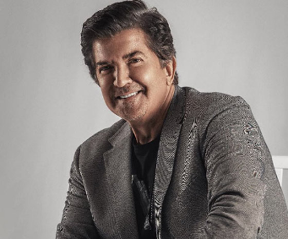 وليد توفيق يقدّم (كبرت البنوت) اغنية جورج خباز برؤية جديدة.. هل تفضّلون الأصل ام التجديد؟ صورة رقم 7