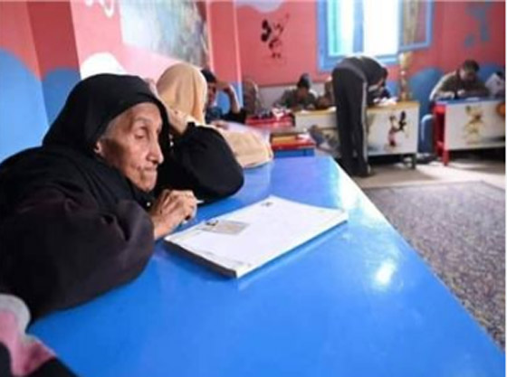 محت أميتها بعمر الـ87.. وفاة المسنة المصرية زبيدة صورة رقم 4