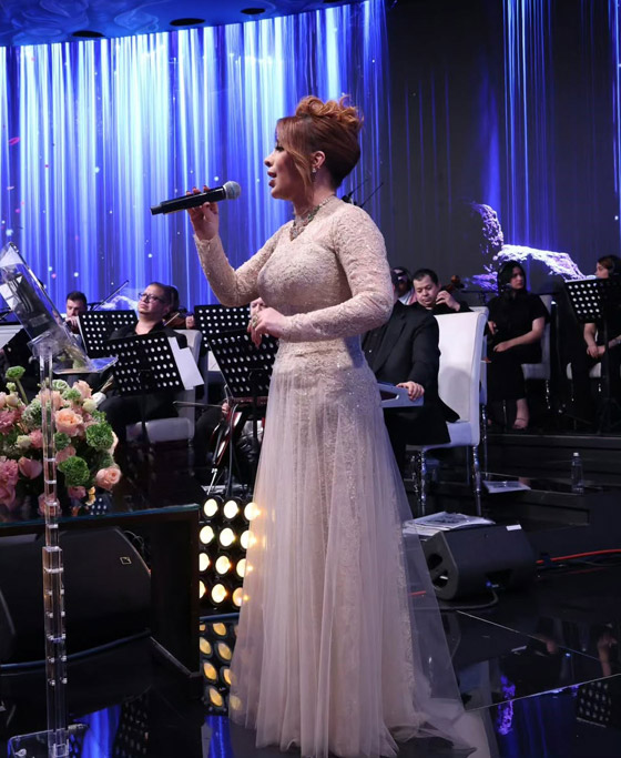 زفاف أسطوري لـ آل سعود... نجوم عرب وتفاصيل فوق الخيال صورة رقم 8